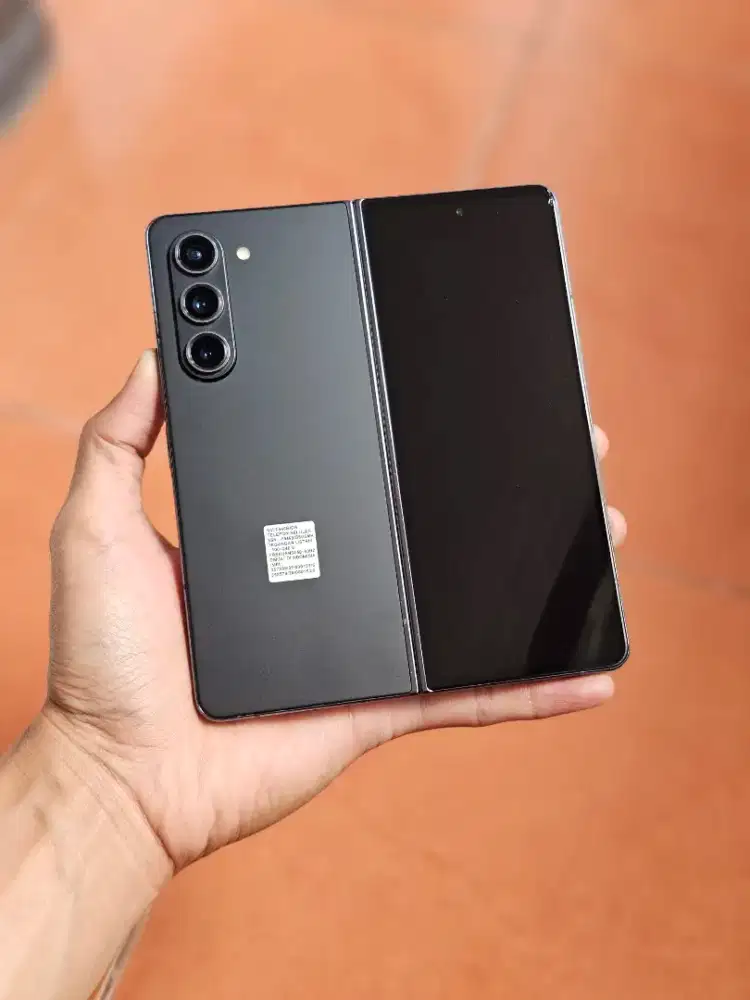 Samsung Z Fold 5 12/256GB Sein Resmi Black Lengkap