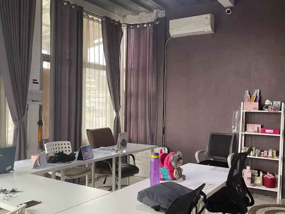 DIJUAL RUMAH MAINROAD STRATEGIS COCOK UNTUK TEMPAT USAHA DI CIBEUNYING KALER KOTA BANDUNG