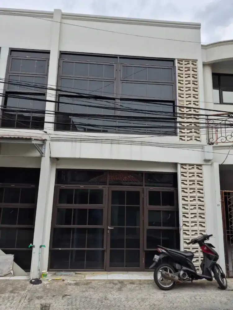 Kios strategis, murah siap pakai