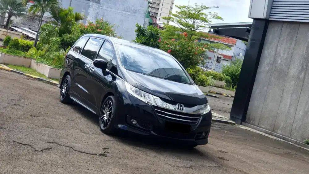 [ GARANSI 5TH ] Honda Odyssey 2.4 S CVT AT Hitam Mutiara 2014/2015