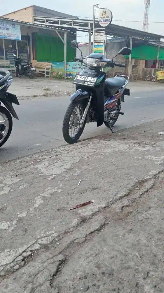 Honda supra x 100
