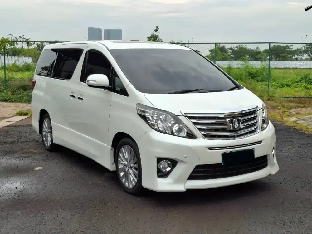 Toyota Alphard SC Premium Sound 2013