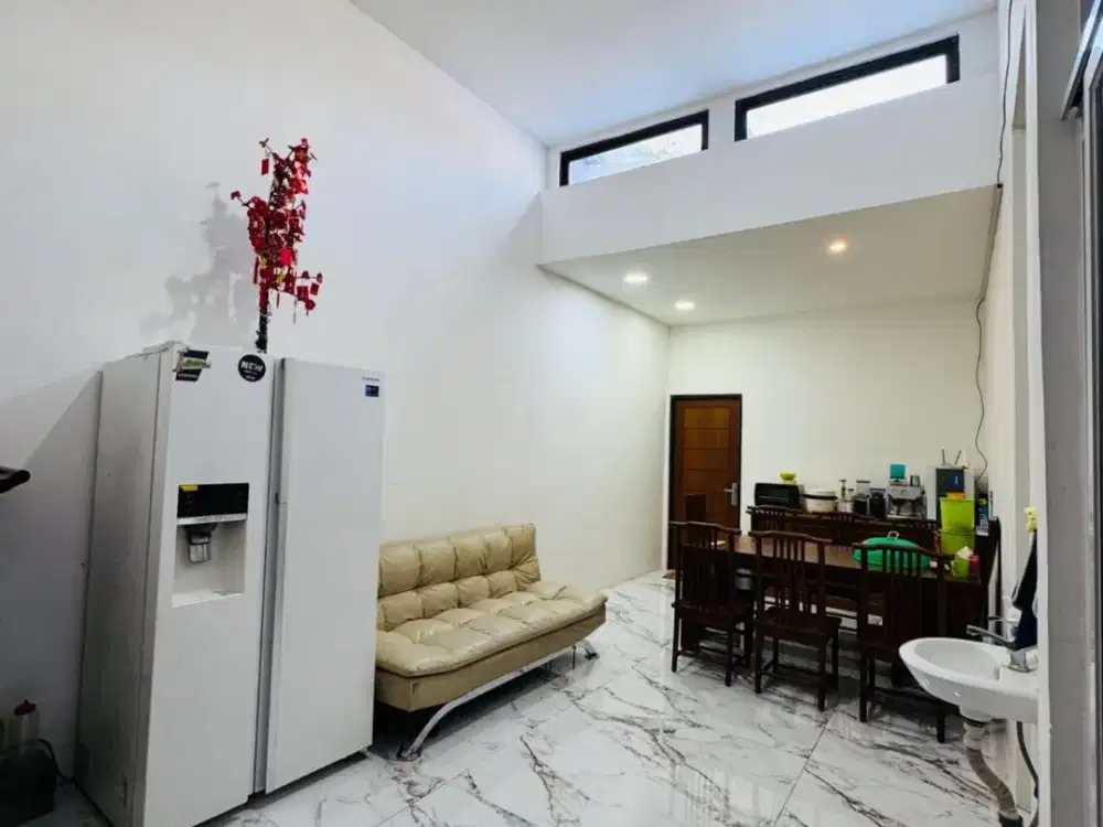 ANA RUMAH FULL FURNISHED UK 7X20M DI KOMP DUTA MAS JELAMBAR