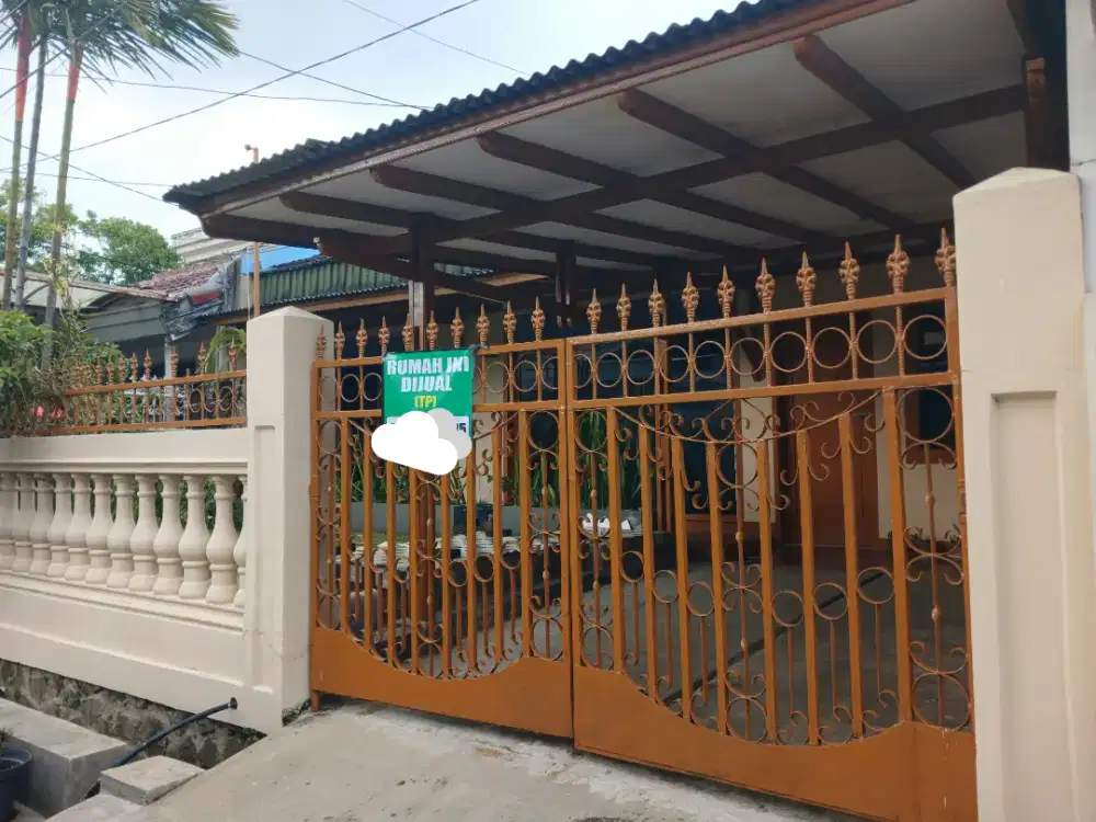 Rumah dekat padang golf