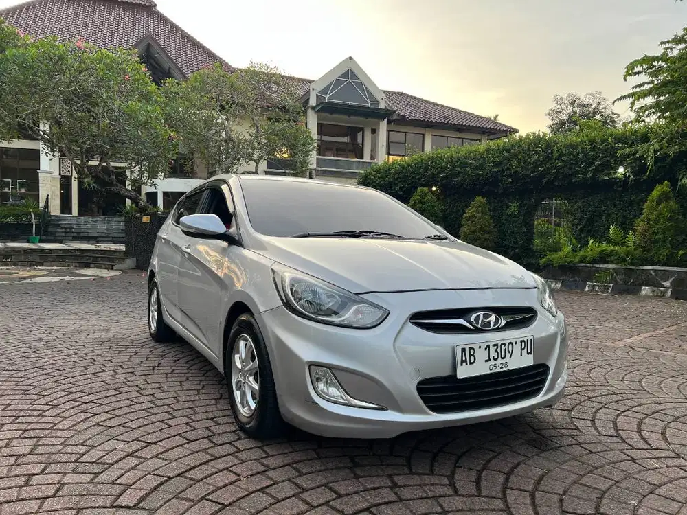 Hyundai Grand Avega 1.4 GL Automatic 2013