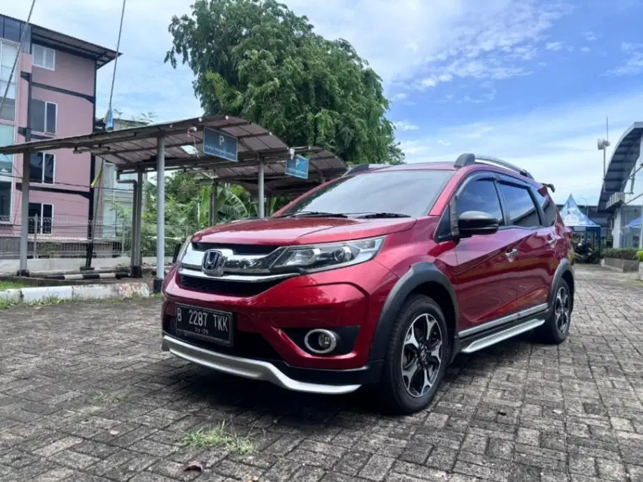 TERMURAH Honda BR-V 1.5 Prestige Bensin-AT 2016 TKK