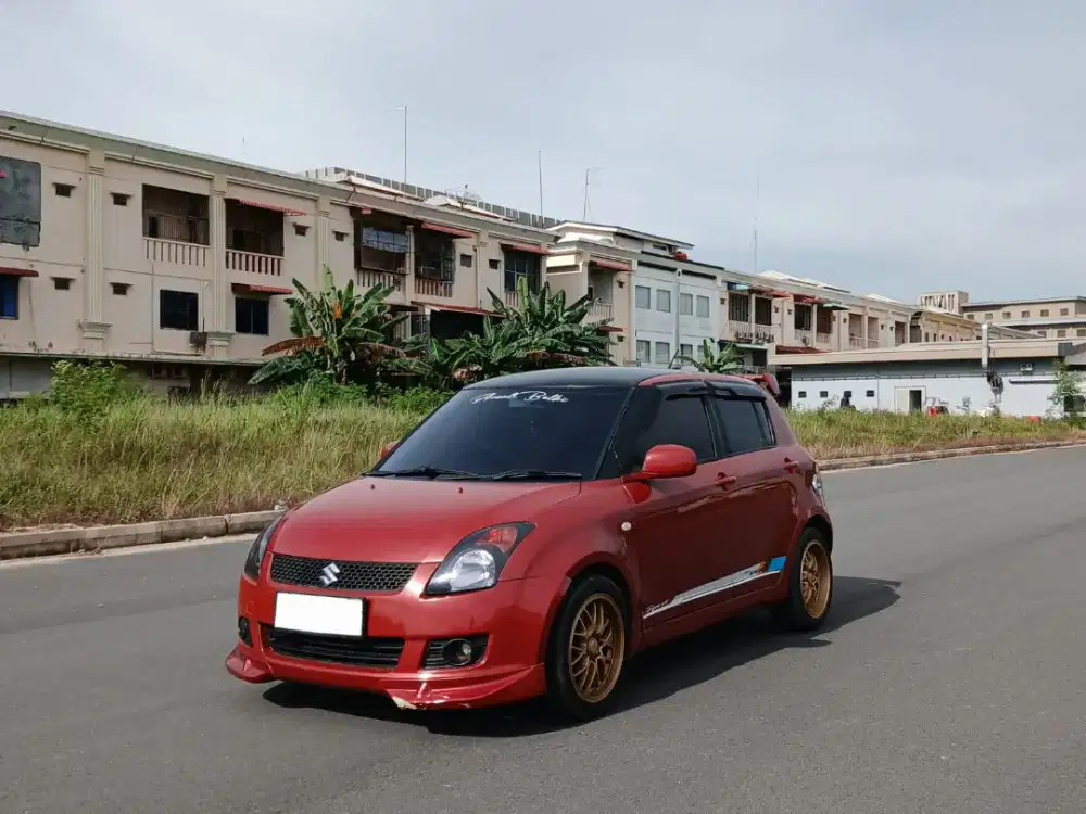 Dijual Suzuki Swift 2011 82.jt