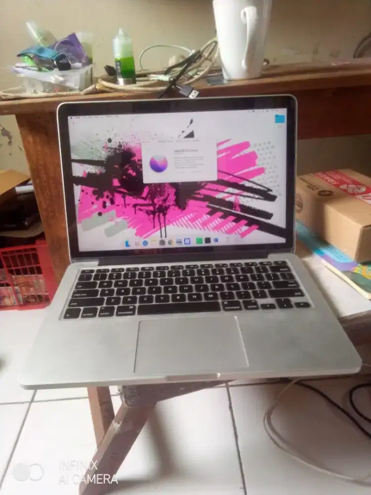 Macbook pro 13inch A1502 th 2015