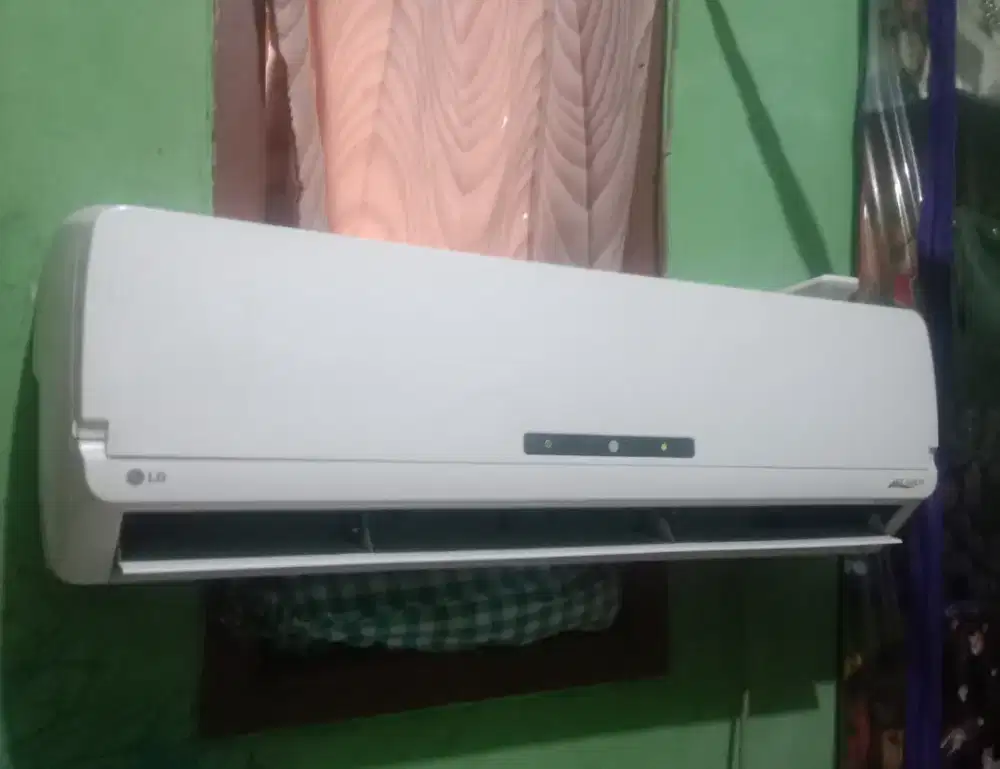 AC LG 1/2 pk dingin