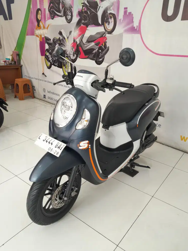 HONDA SCOOPY SPORTY ISS 2023