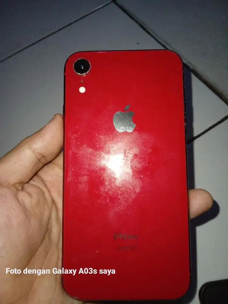 Iphone Xr 256 merah bekas