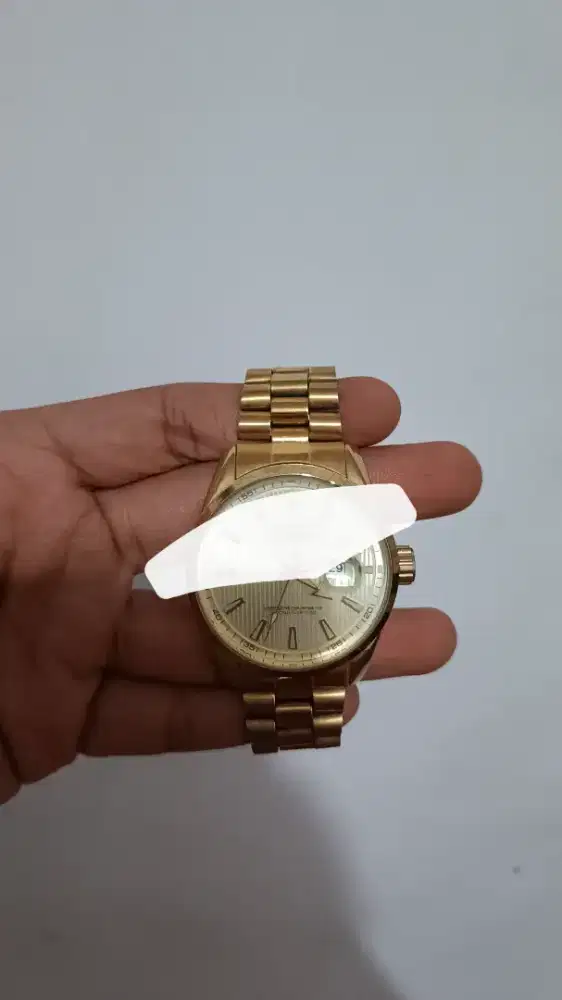 Jam tangan jam tangan