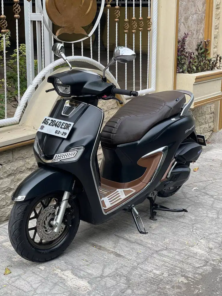 Stylo ABS 2024 hitam