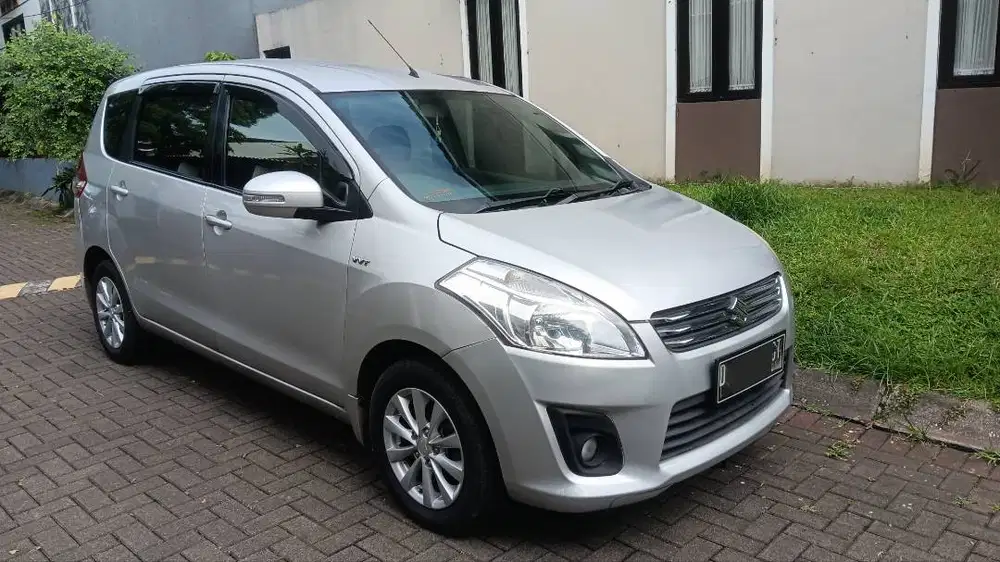 ERTIGA GL 2015 SILVER KM RENDAH 63 RIBU, MESIN MULUS COCOK BUAT MUDIK
