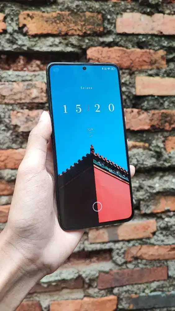 Xiaomi mi 12 T.