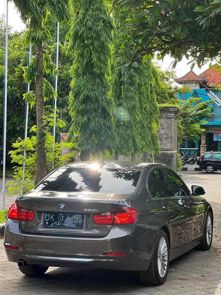 Jual mobil milik pribadi