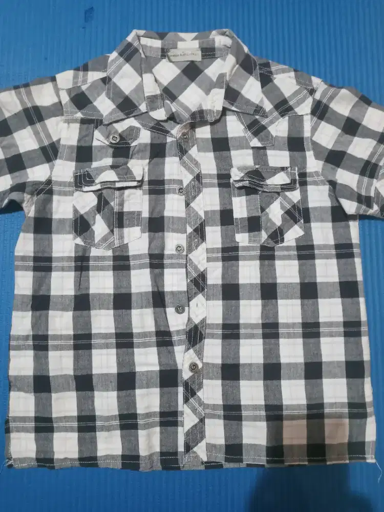 Kemeja anak laki laki