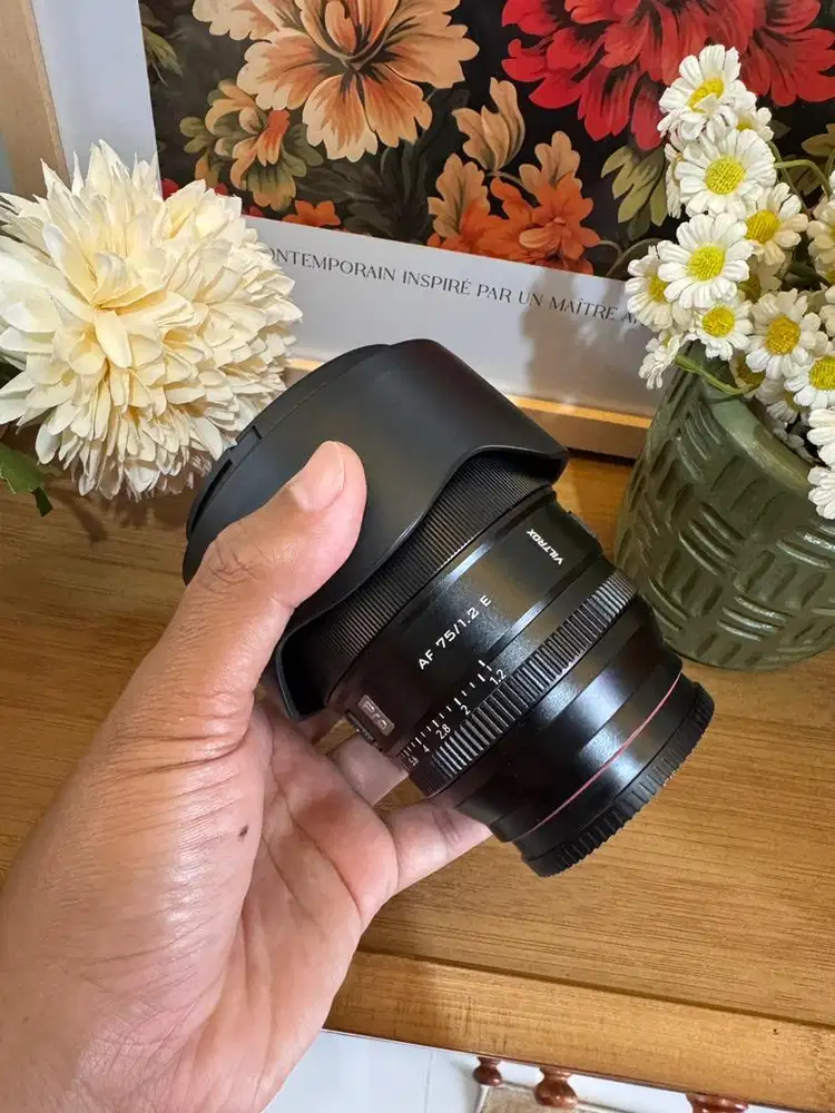 Lensa Viltrox 75mm Pro Sony E-Mount