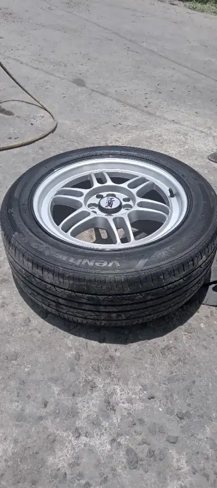 Ban bekas  205/55/16 layak pakai