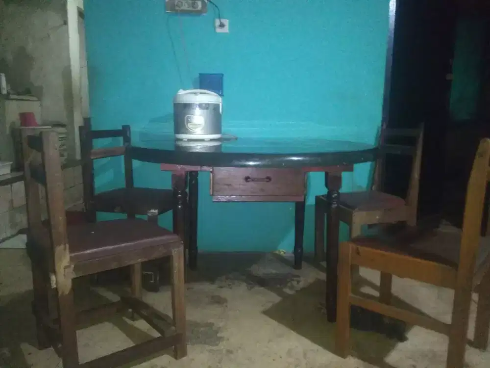 Meja makan jati set
