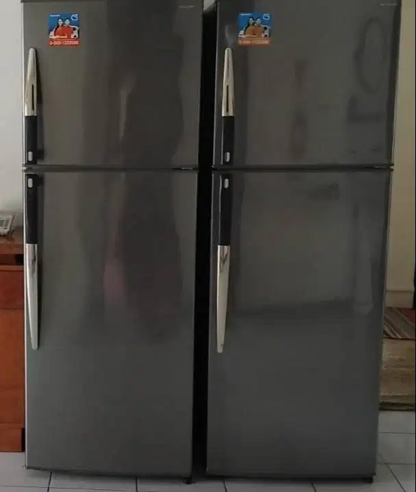 Kulkas Sharp 2 pintu