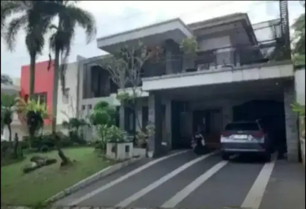 Jual rumah Bukit Golf Sentul City swimming pool