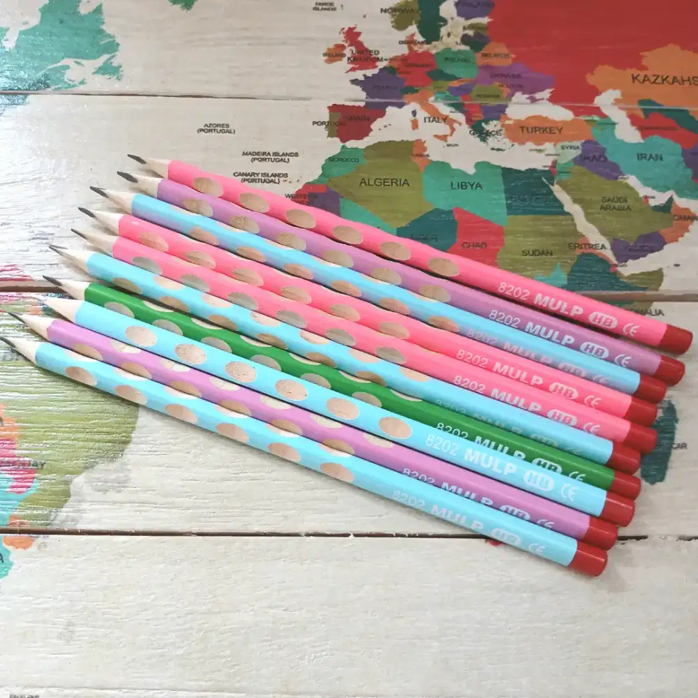 Pensil kayu segitiga triangle pencil pensil belajar HB isi 10pcs, bar