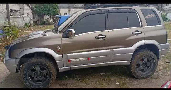 Suzuki Grand escudo 2001 Bensin