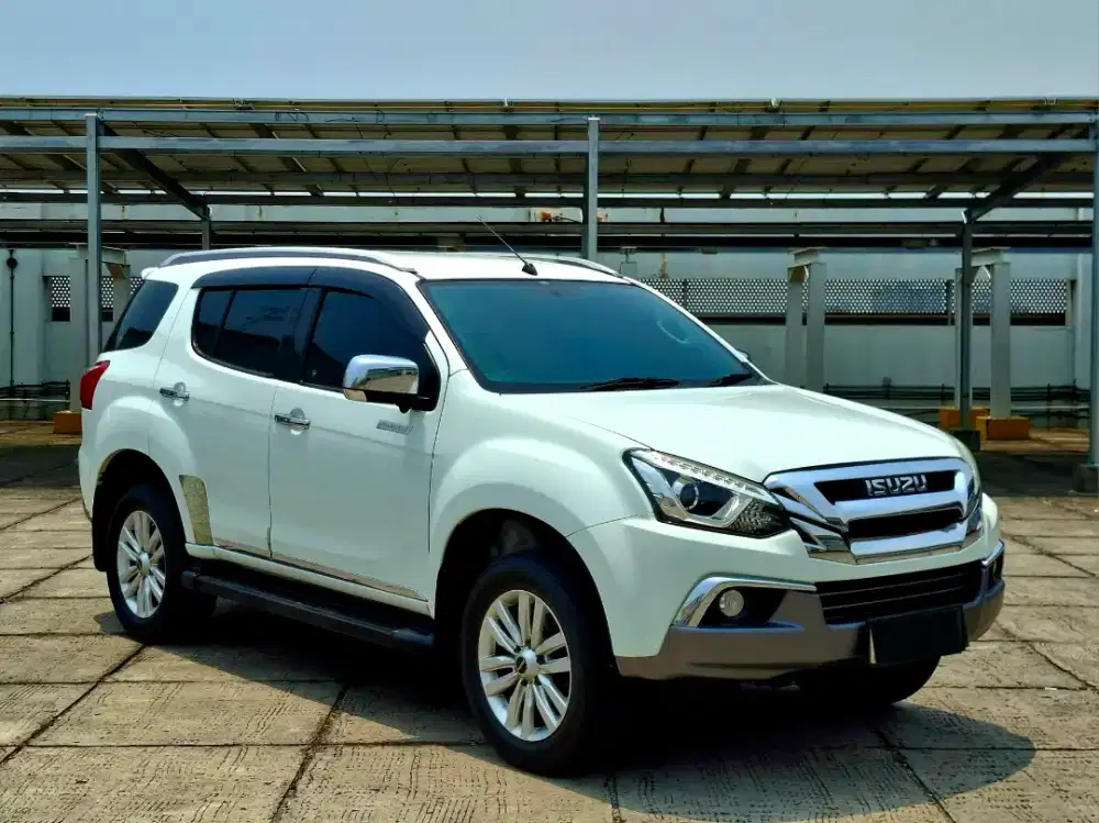 Isuzu MUX MU-X Premiere 2019