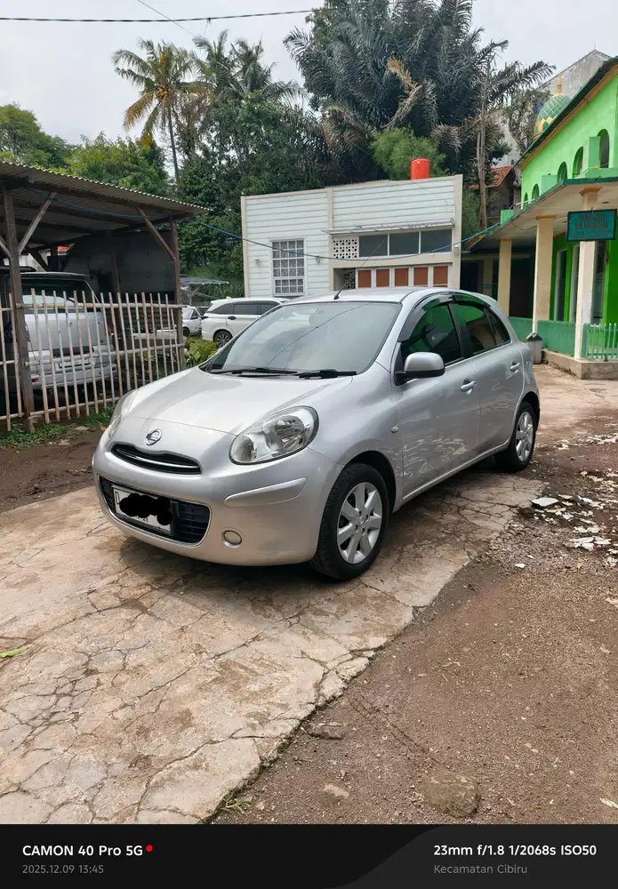 Nissan March 2013 Bensin