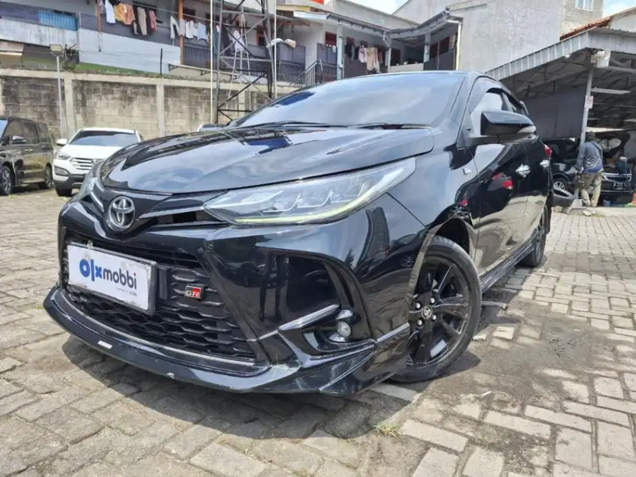 LOW DP Toyota Yaris 1.5 S GR Sport Bensin-AT 2022 DKK