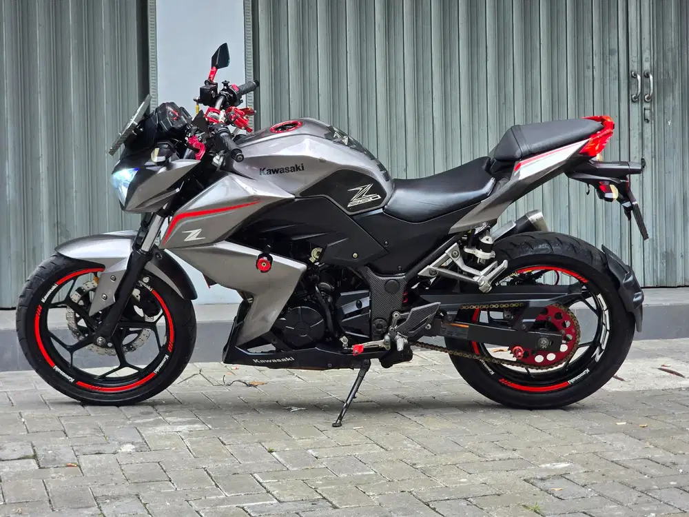 Moge Kawasaki Z250/Ninja 250 th 2017 Grey Modif Siap Gas