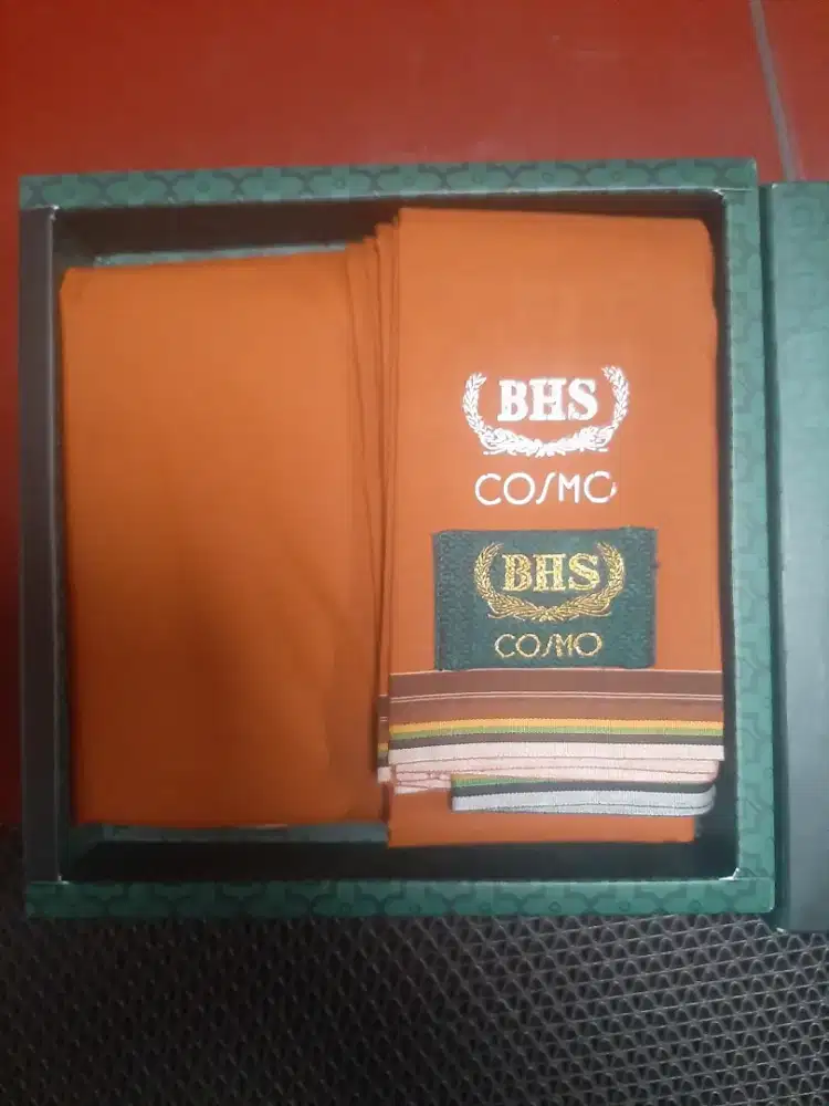 Sarung BHS cosmo
