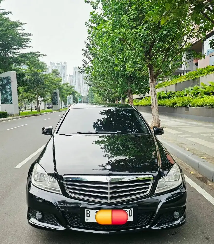 Mercy C 200 CGI thn 2012