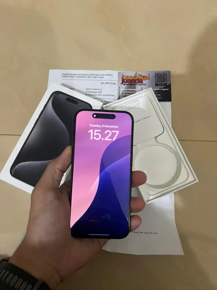 Iphone 15 pro black titanium 256gb