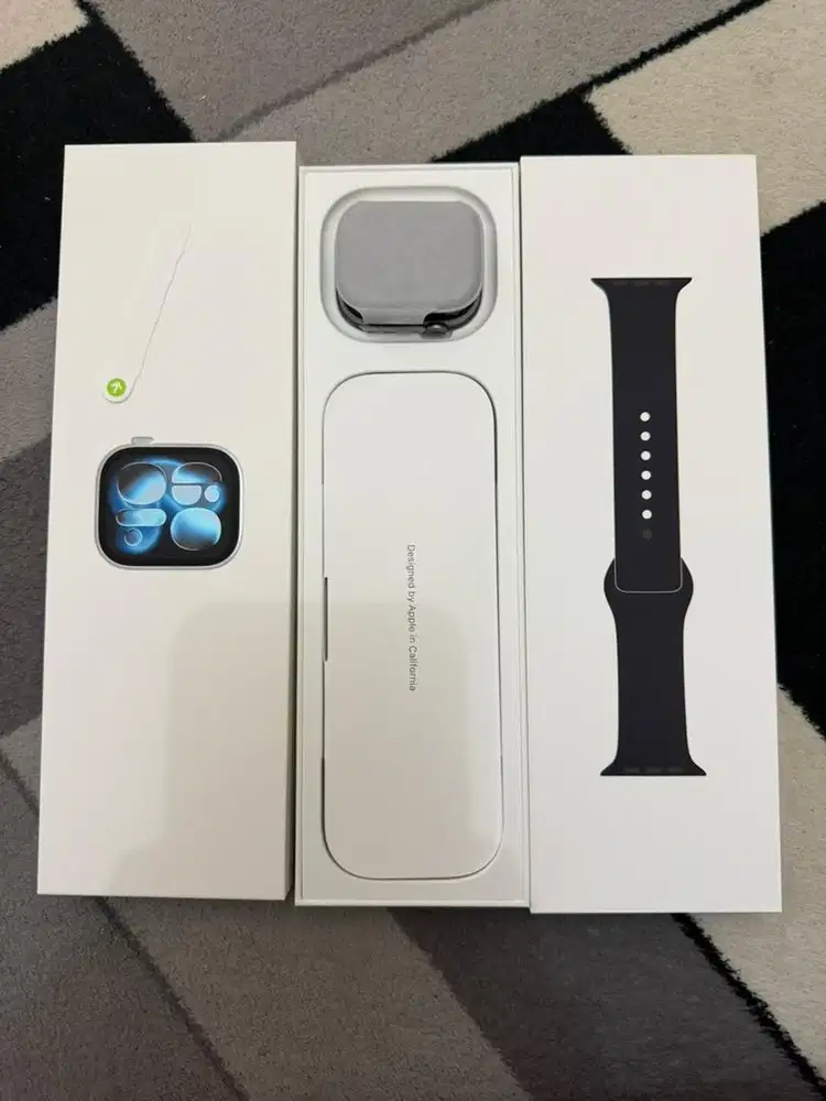 Apple Watch 11 46mm Space Gray