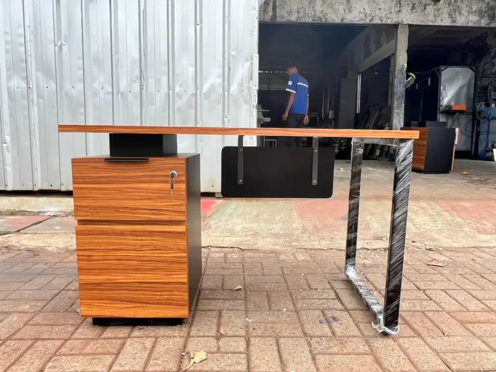 meja kantor laci custom