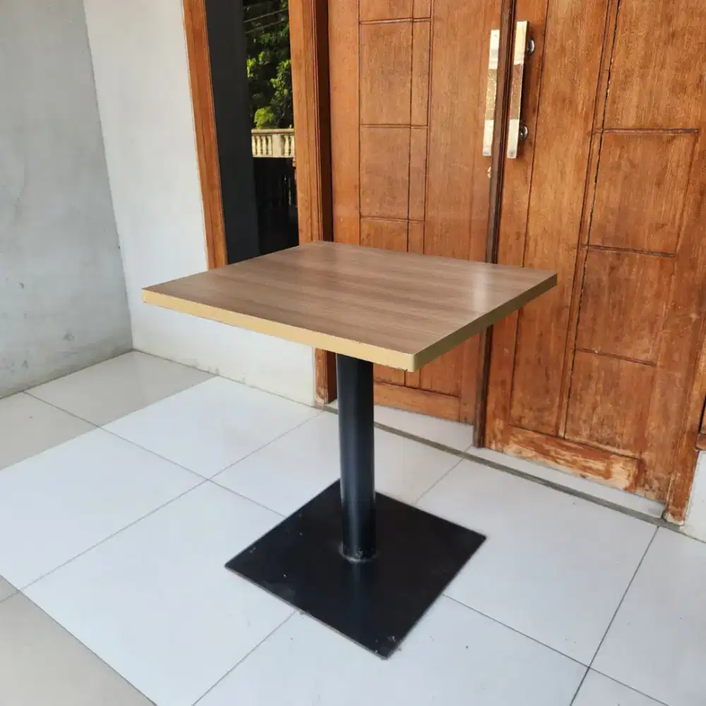 Meja ex Cafe - Meja ex Resto M2