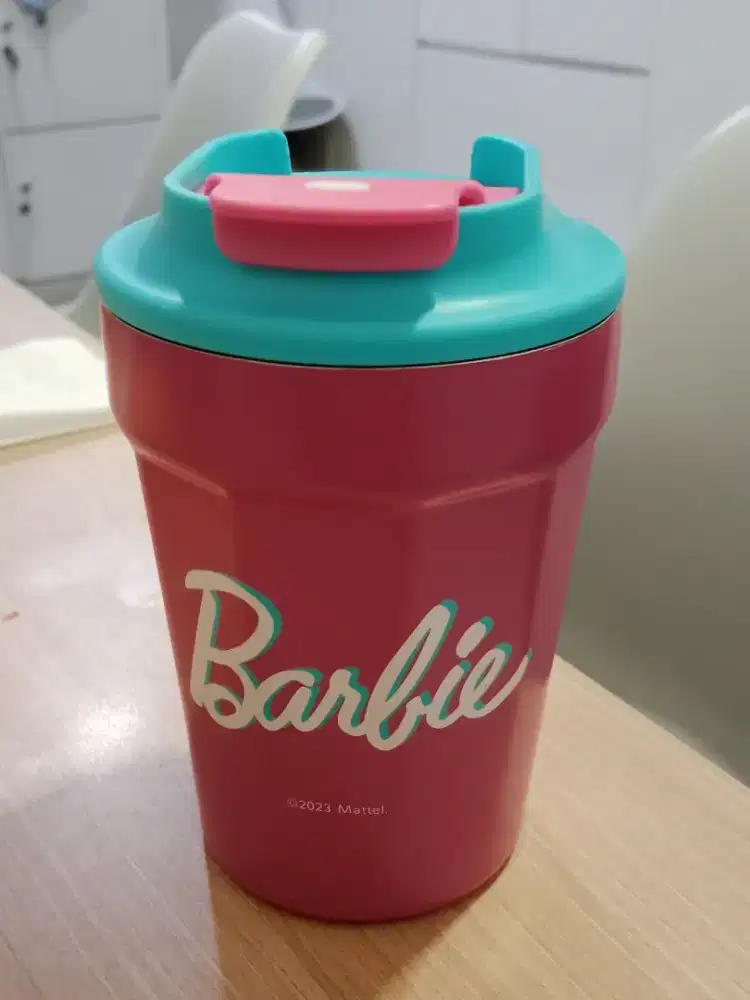 Paket Tumbler Kekinian – Barbie Pink, Cream Handle & TYESO Premium!