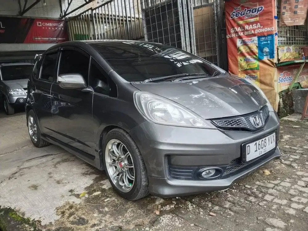 Honda Jazz RS automatic 2011
