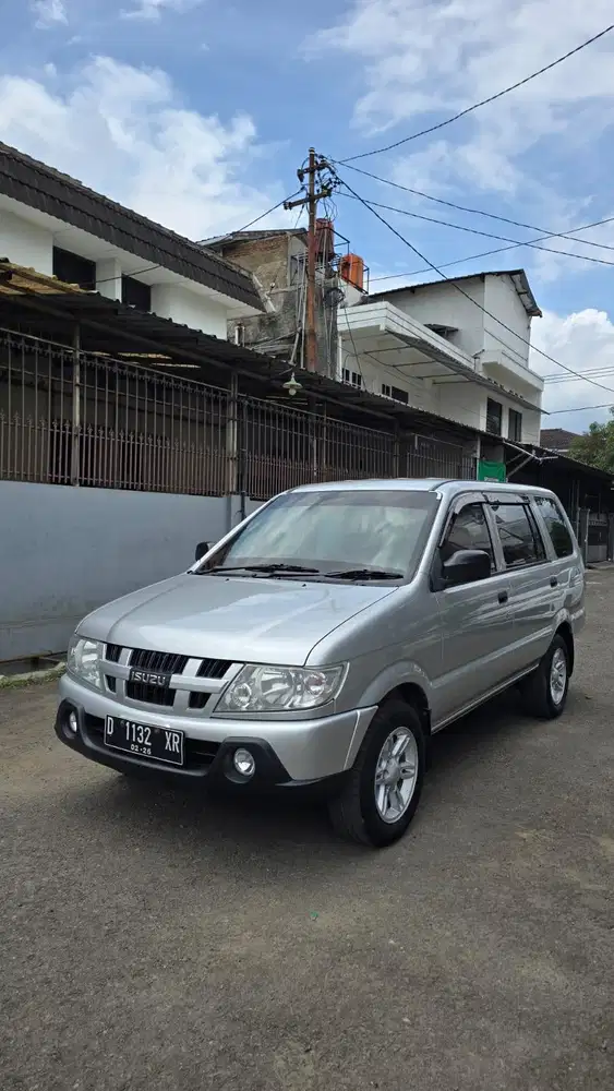 Isuzu Panther Turbo LM manual 2015 Dp 30jt