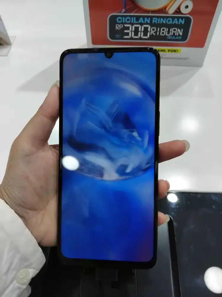 Handphone Terbaru Dari Vivo Y04s