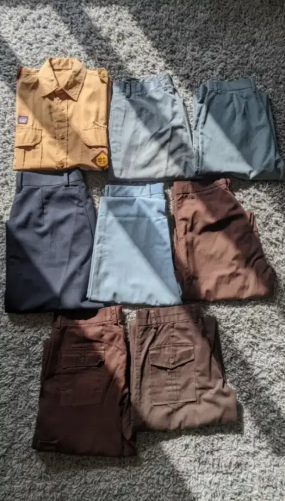 baju & celana sekolah