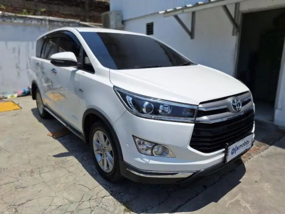 TERMURAH Toyota Kijang Innova 2.0 V Bensin-AT 2019 JUW B