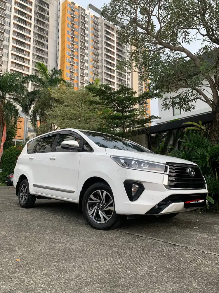 Kijang Innova Diesel V AT 2.4 2021