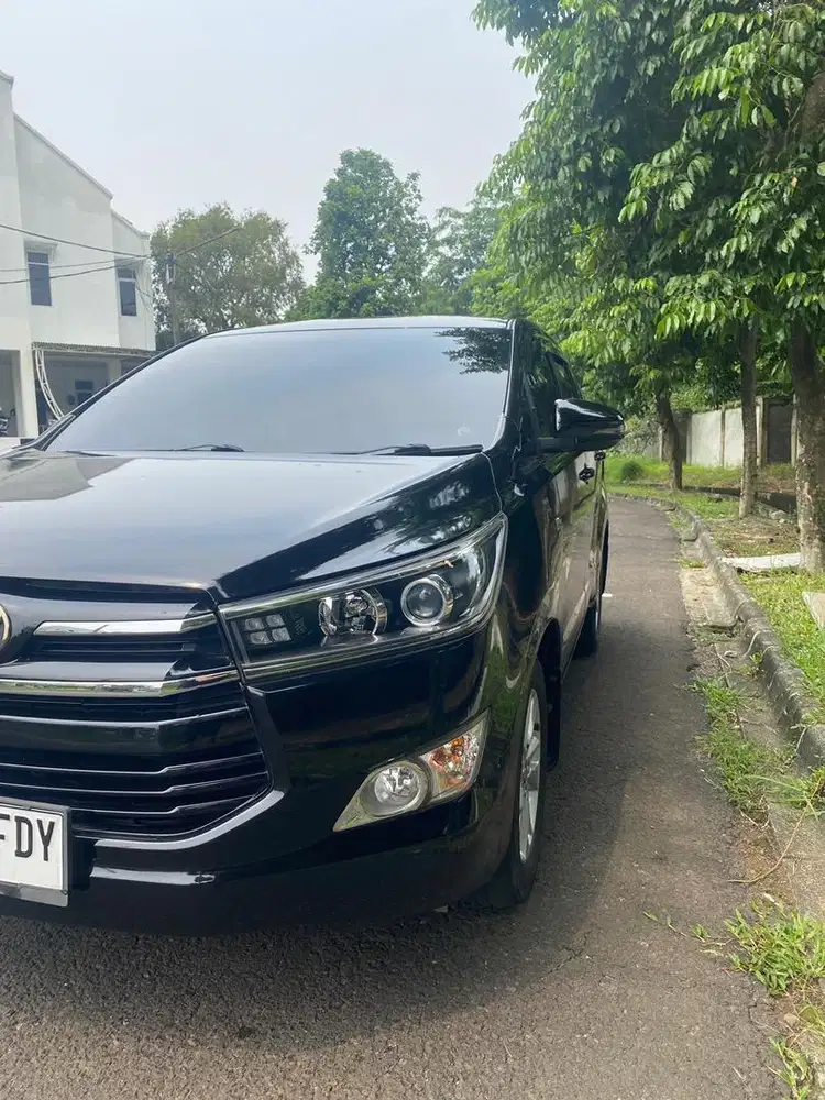 Toyota Innova v 2.0 tahun 2020 pribadi