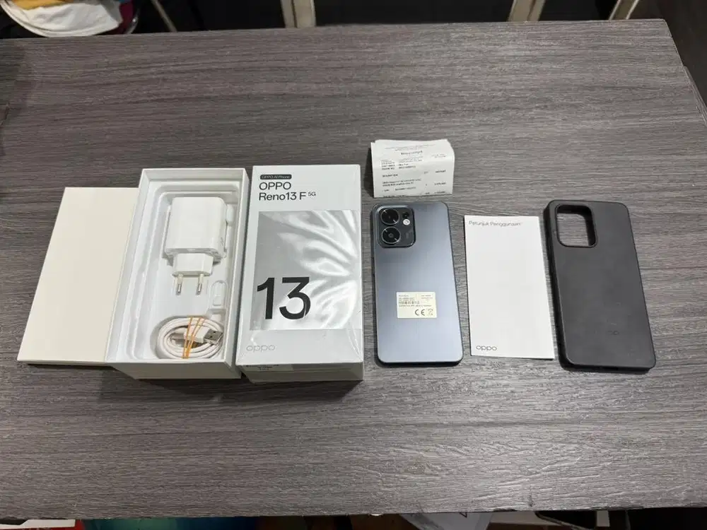 Oppo reno 13f 8/256gb mulus 1000% seperti baru garansi fullset