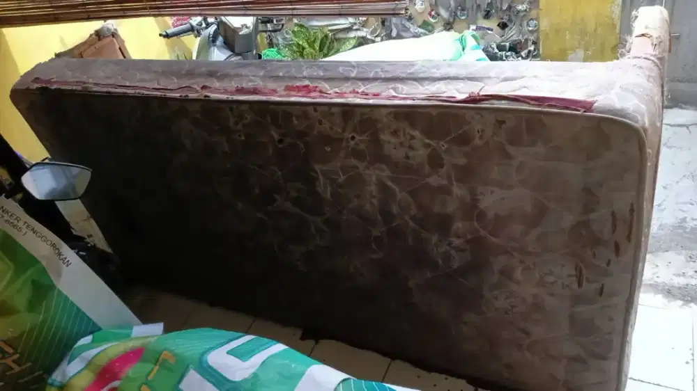 Springbed atas bawah