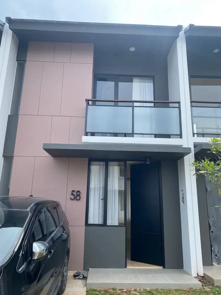 Di sewakan rumah 2 lantai di Park Serpong Cluster Cendana Prive