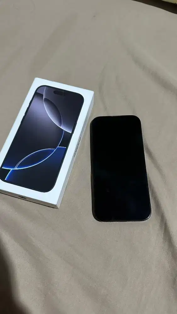 Iphone 16 Pro - 128GB (Midnight Black)